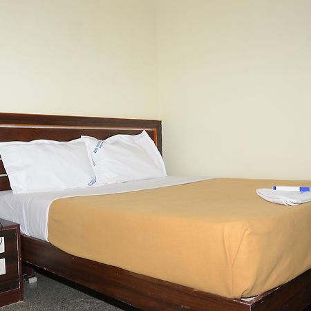 Bg Residency Hotel Madurai Luaran gambar