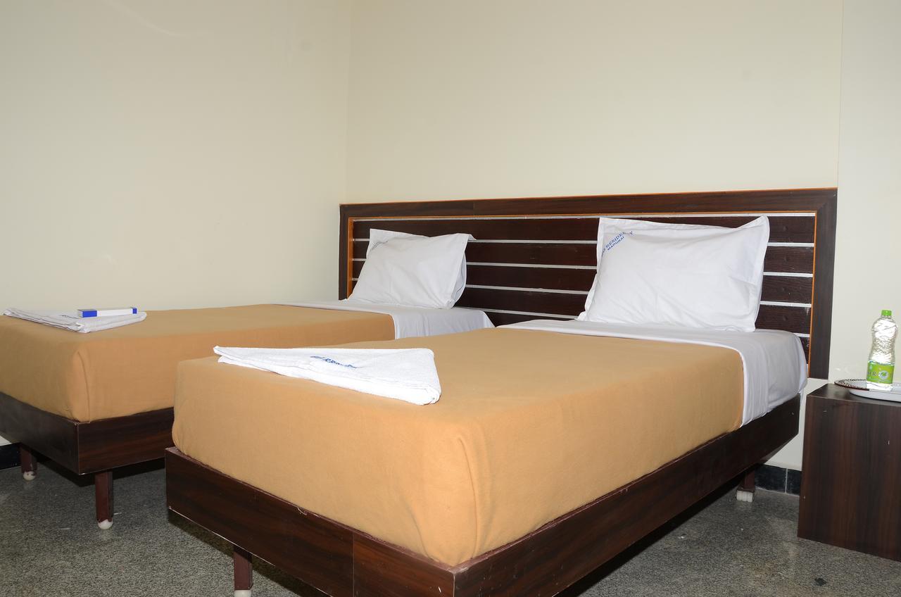 Bg Residency Hotel Madurai Luaran gambar