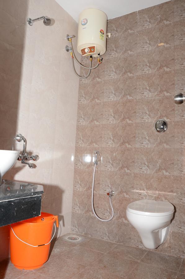 Bg Residency Hotel Madurai Luaran gambar